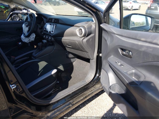 Nissan Versa 1.6 S