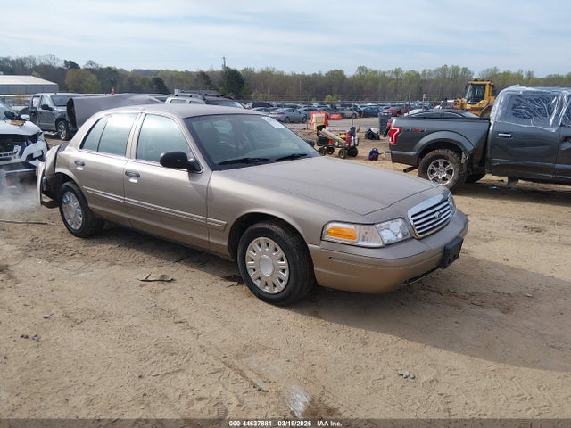 Salvage Ford Crown Victoria Image