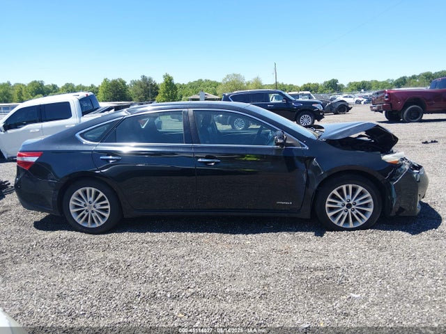 Toyota Avalon Hybrid Limited