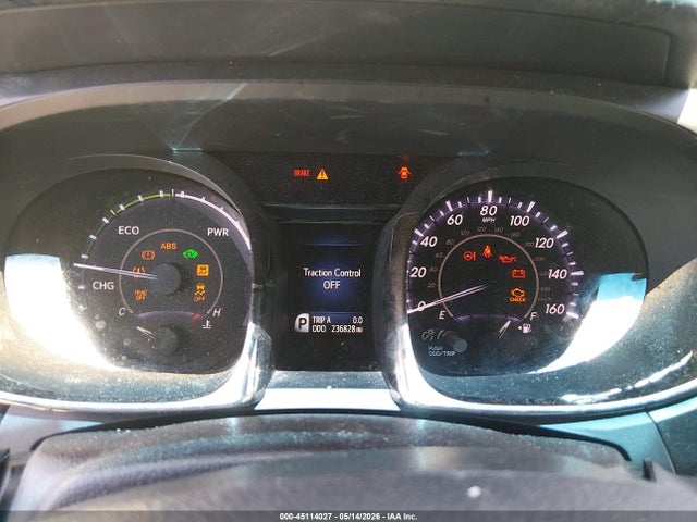 Toyota Avalon Hybrid Limited