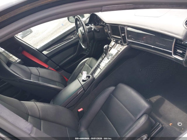 Porsche Panamera Turbo