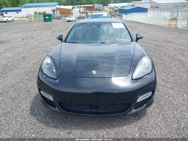 Porsche Panamera Turbo