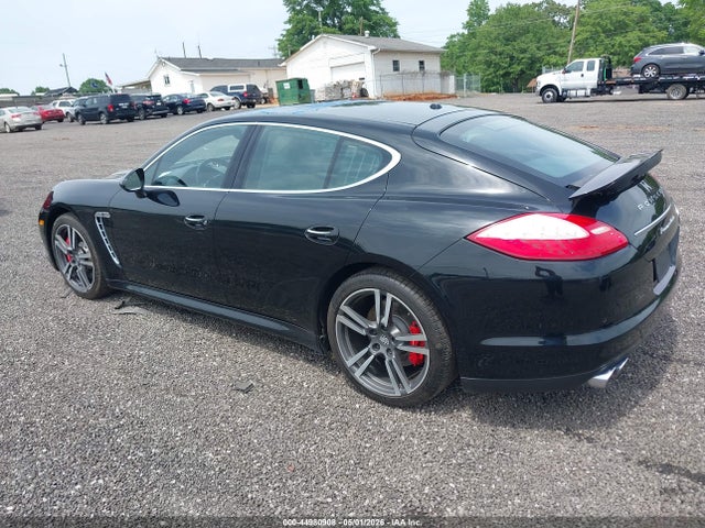 Porsche Panamera Turbo