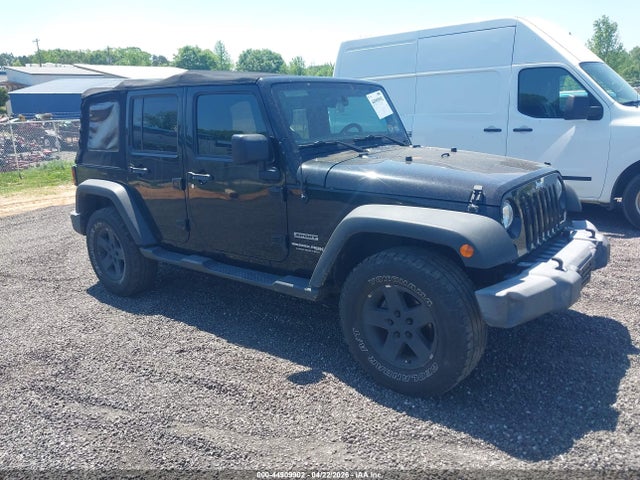 Salvage Jeep Wrangler Image
