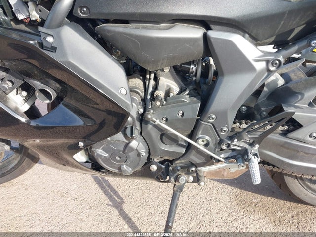 Yamaha Yzfr7