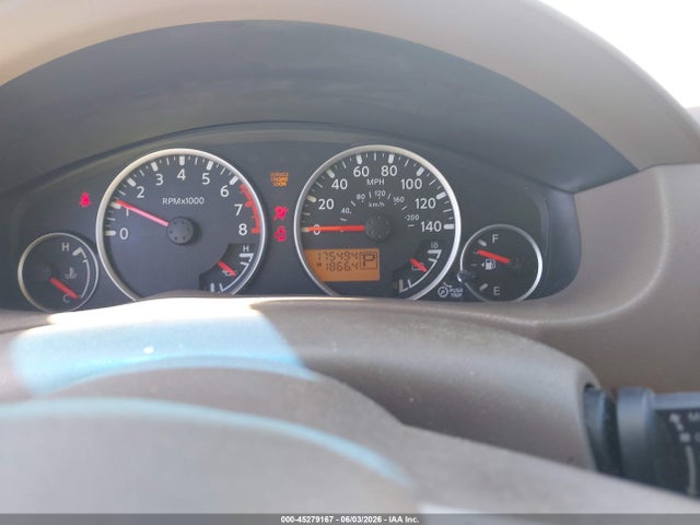 Nissan Pathfinder Se