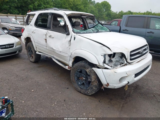 Salvage Toyota Sequoia Image