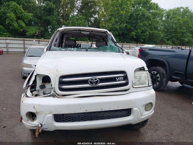 Toyota Sequoia Limited V8