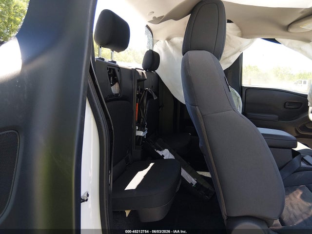Nissan Frontier King Cab S 4x2