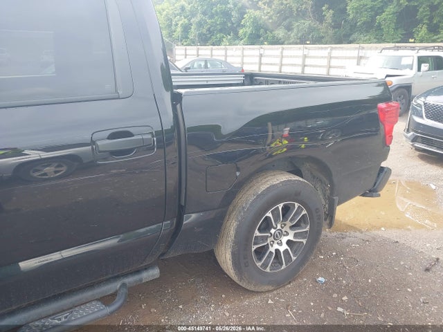 Nissan Titan Sv 4x4