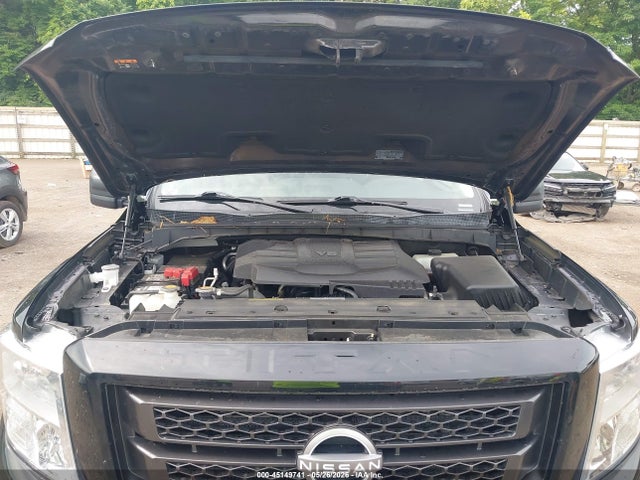 Nissan Titan Sv 4x4