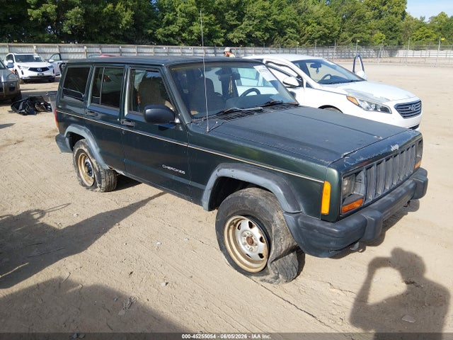 Salvage Jeep Cherokee Image