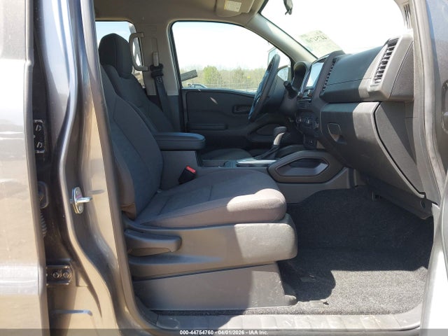 Nissan Frontier S 4x4