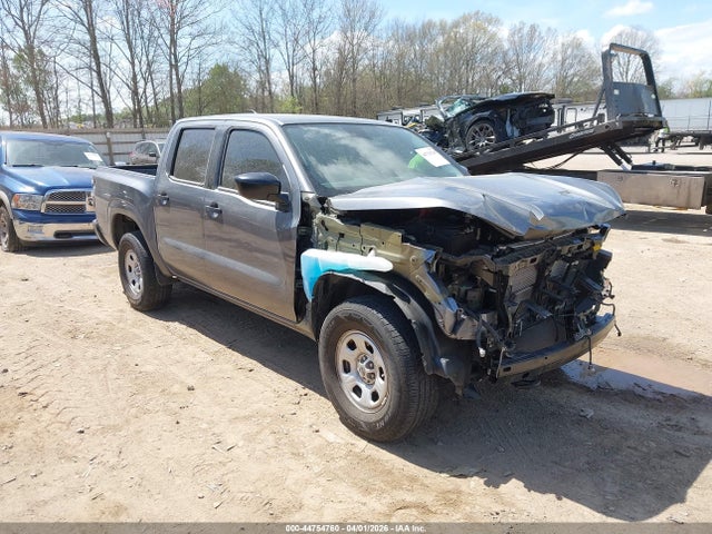 Salvage Nissan Frontier Image