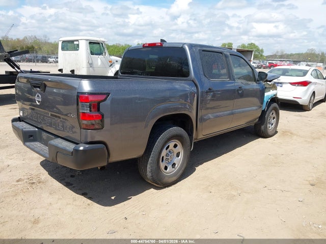 Nissan Frontier S 4x4