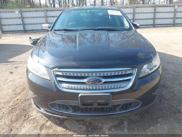 Ford Taurus Limited
