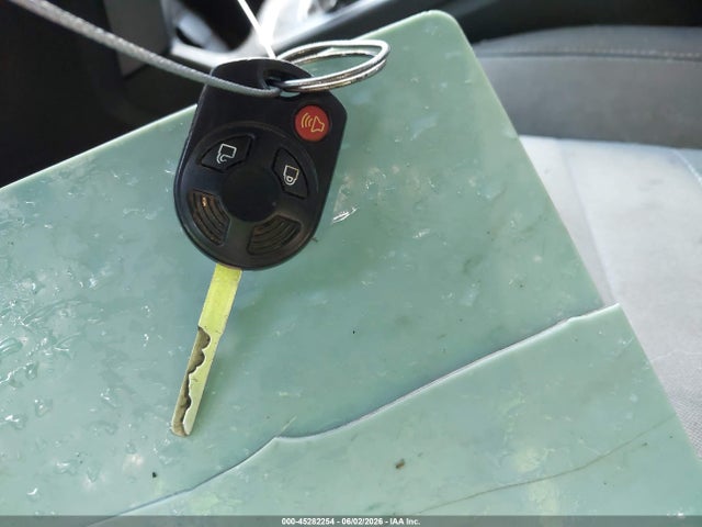 Ford Escape S