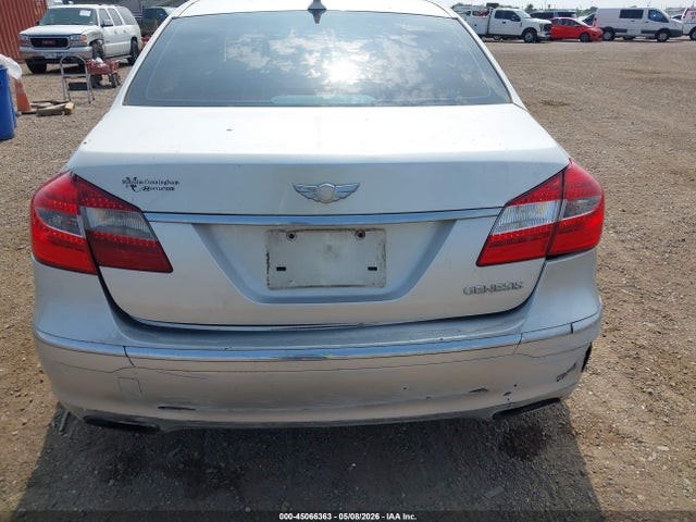 Hyundai Genesis 3.8