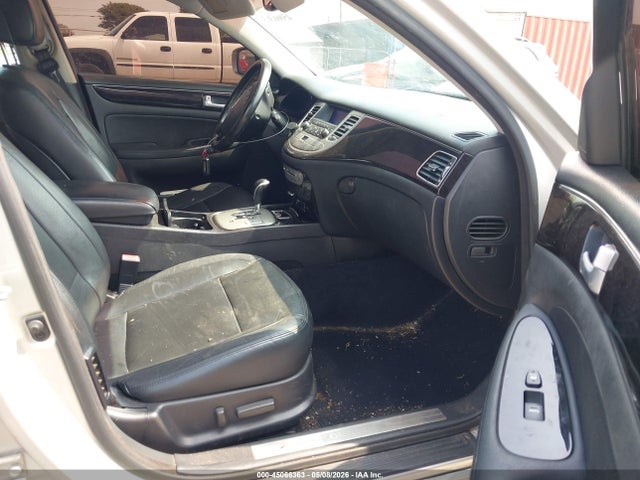 Hyundai Genesis 3.8