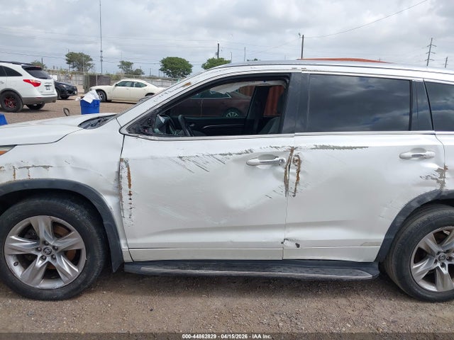 Toyota Highlander Limited V6