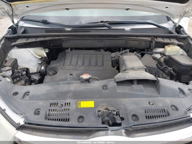 Toyota Highlander Limited V6