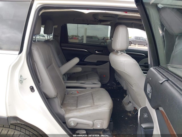 Toyota Highlander Limited V6