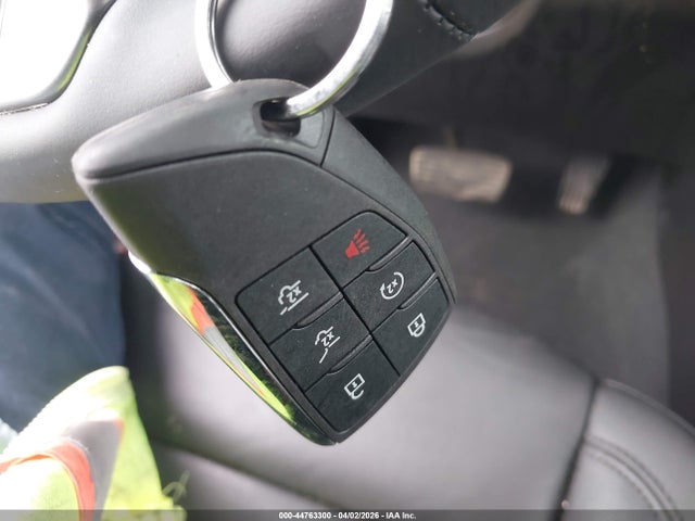 Chevrolet Suburban 2wd Lt