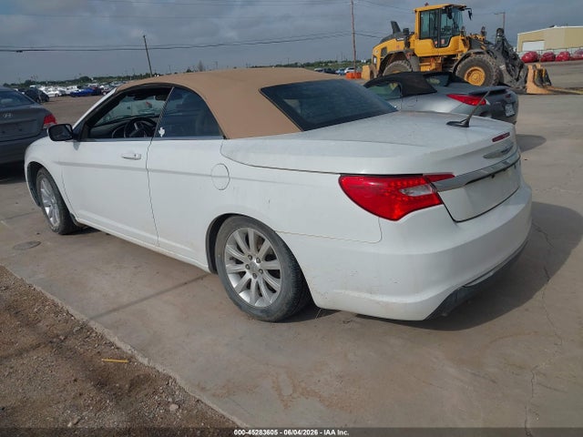 Chrysler 200 Touring