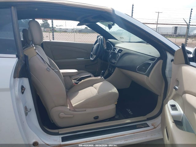Chrysler 200 Touring