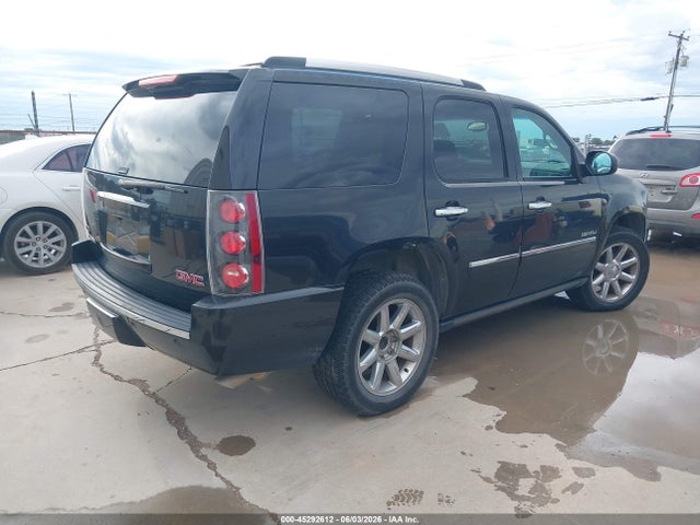 GMC Yukon Denali
