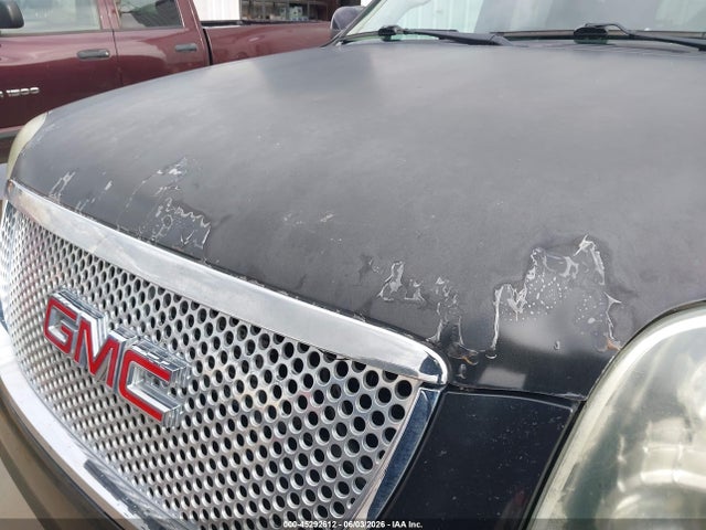 GMC Yukon Denali
