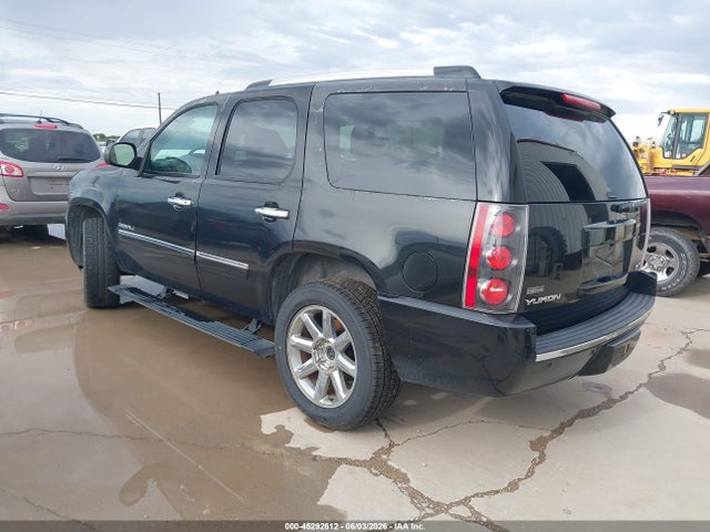 GMC Yukon Denali