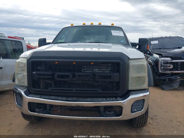 Ford F-550 Xl