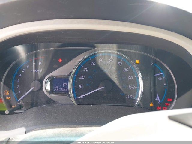 Toyota Sienna Xle V6