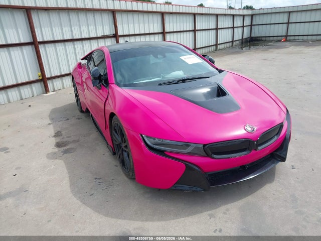 Salvage BMW i8 Image