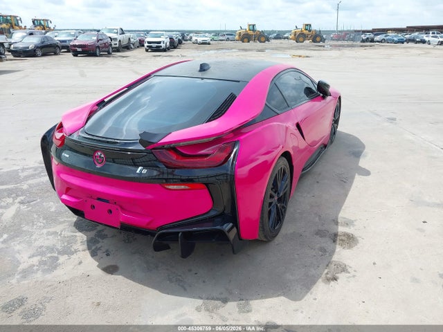 BMW i8