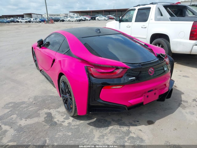 BMW i8