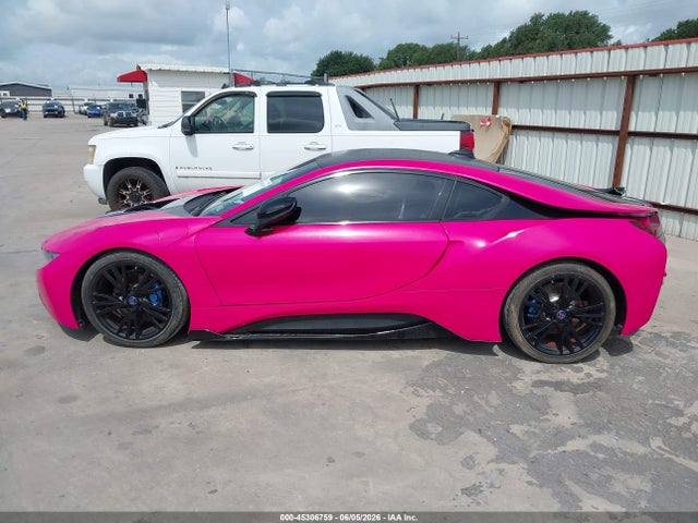 BMW i8
