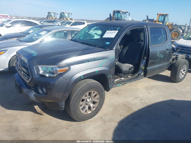 Toyota Tacoma Sr5 V6