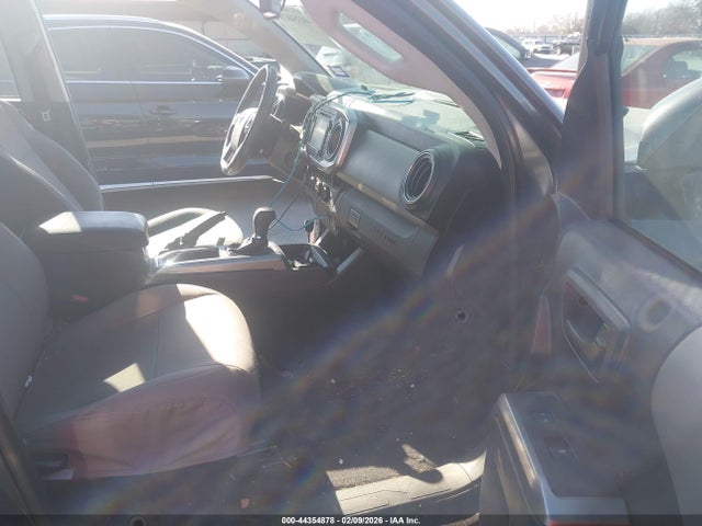 Toyota Tacoma Sr5 V6
