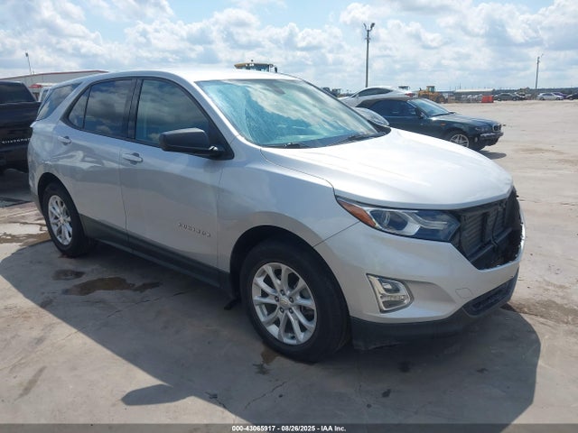 Salvage Chevrolet Equinox Image