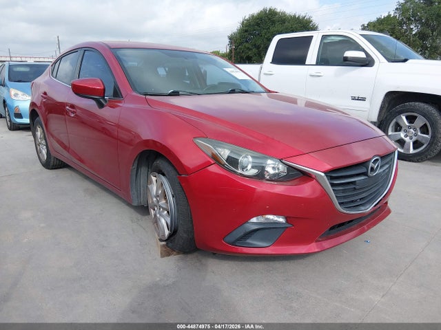 Salvage Mazda Mazda3 Image