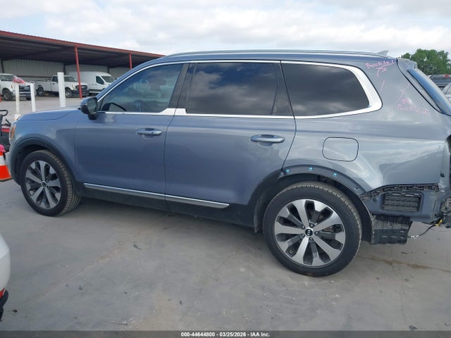 Kia Telluride S