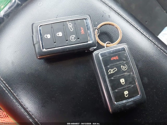 Jeep Grand Cherokee Altitude 4x2