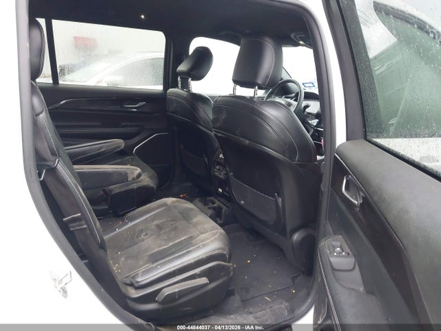 Jeep Grand Cherokee Altitude 4x2