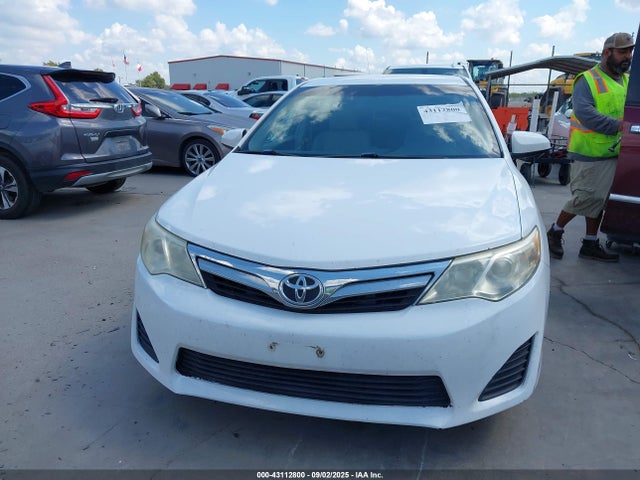 Toyota Camry Le