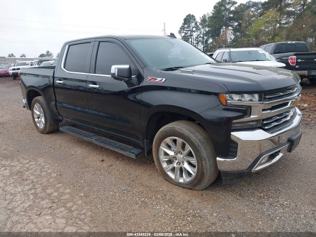 Salvage Chevrolet Silverado 1500 Image