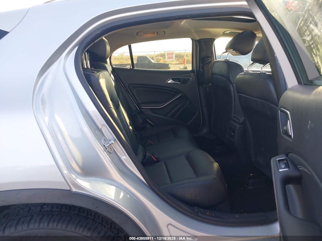 Mercedes-Benz GLA 4matic