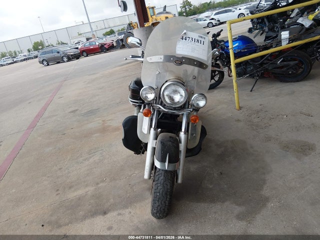 Victory Motorcycles Deluxe Touring
