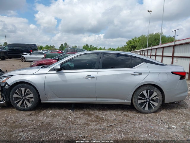 Nissan Altima Sv Fwd